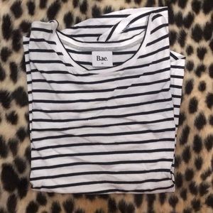 Bae the Label Maternity T Shirt - Size XS